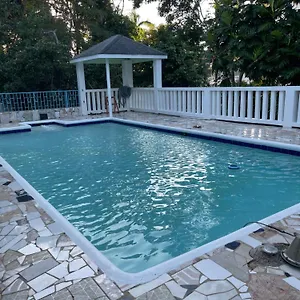 Peaceful Private With Exclusive Swimming Pool! Montego Bay